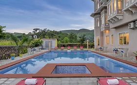 Jag Aravali Resort Udaipur By Naina Staycation - Best For Corporate Events - Family Resort - Swimming Pool - Gardens